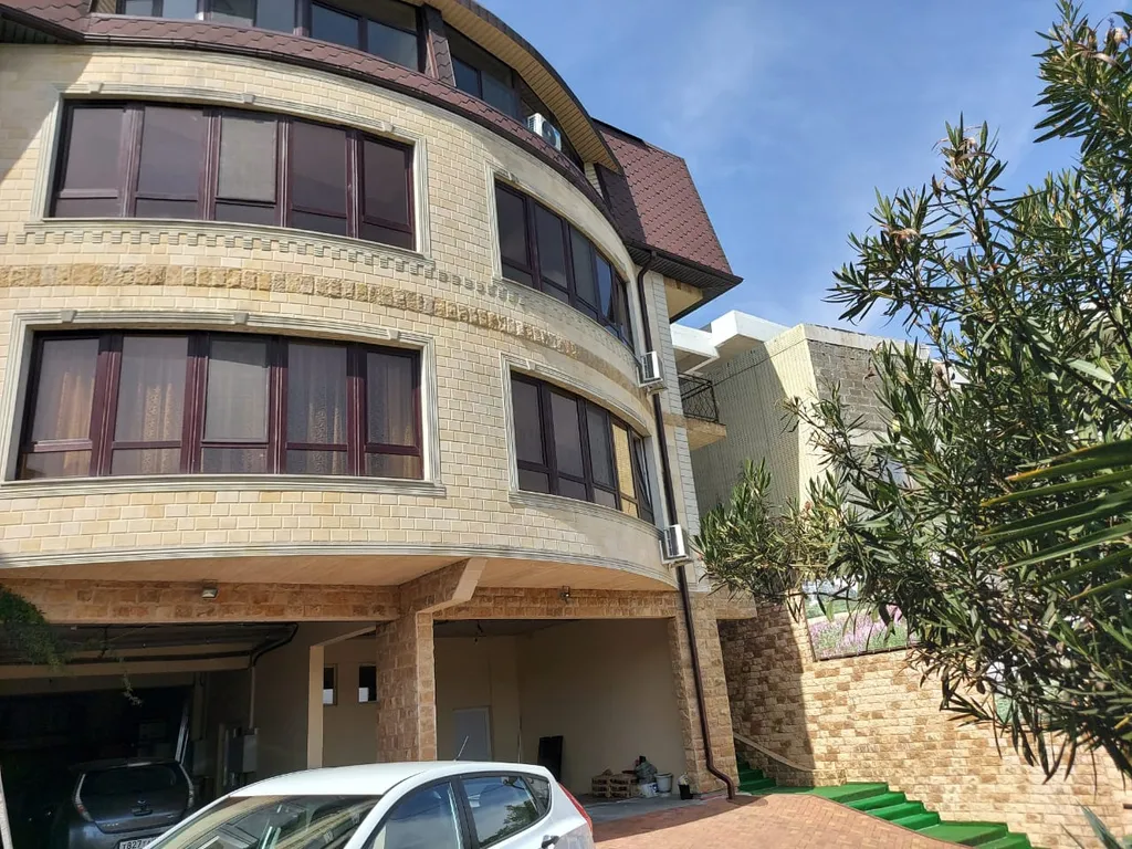 Квартира Уютные апартаменты в Сочи, недалеко от Зимнего театра и ждвокзала Сочи — Сочи