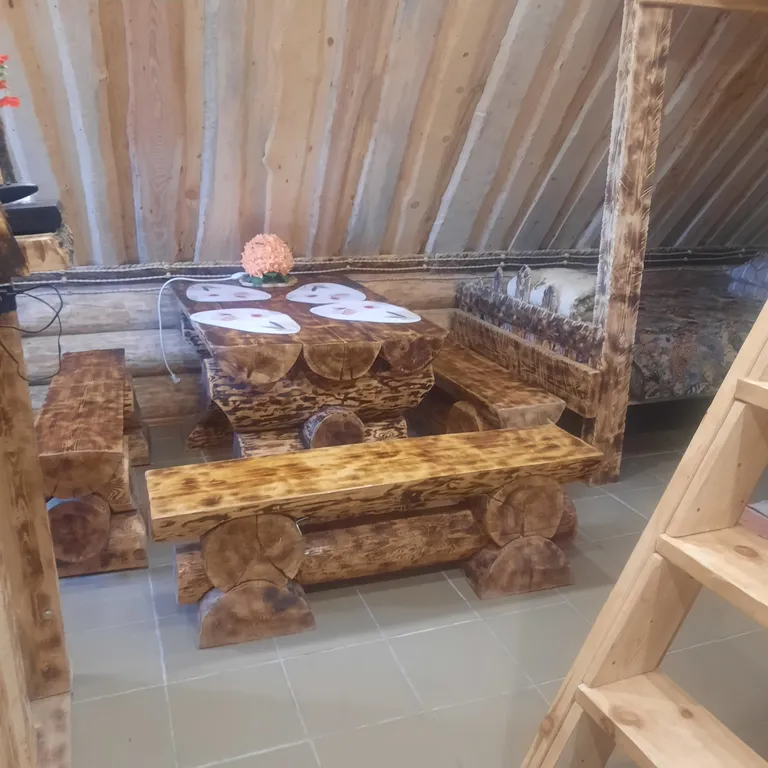 Коттедж Дом-шалаш в русском стиле — Кытлым