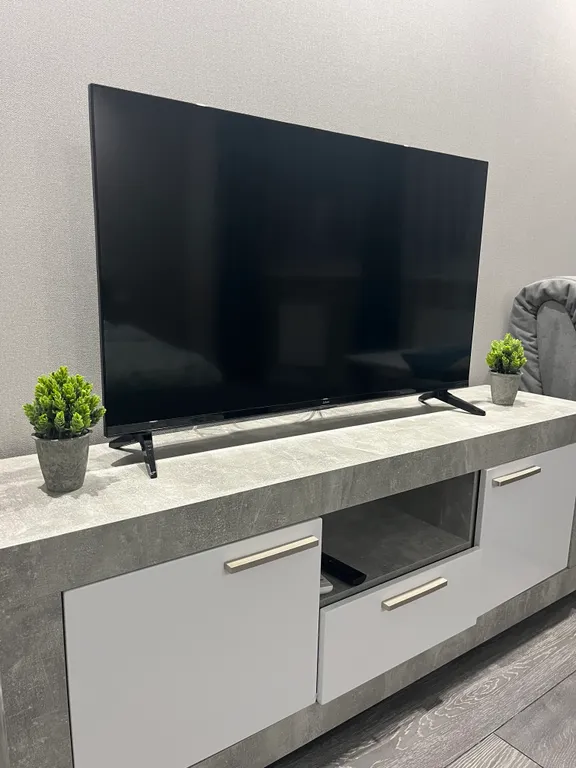 Двухкомнатная квартира с дизайнерским ремонтом