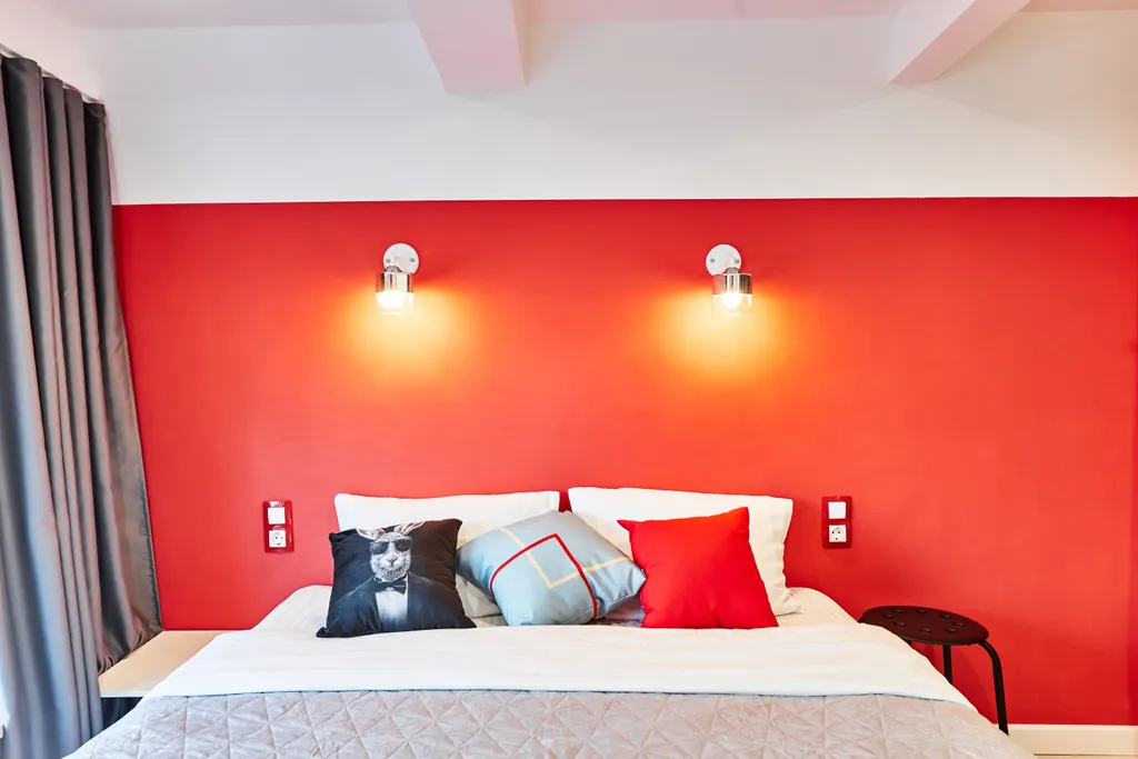 Квартира Квартира Апартамент в красных оттенках интерьера — Москва