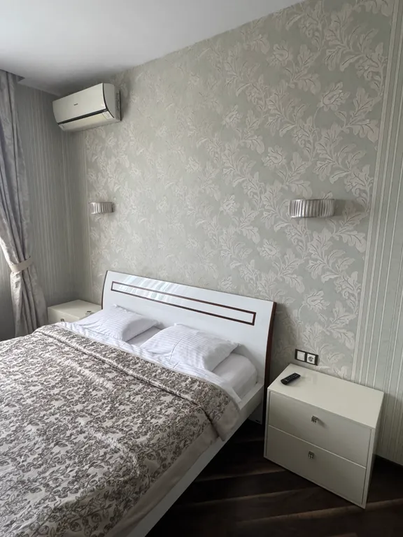 Элитная квартира с джакузи и прекрасным видом на город в самом центре