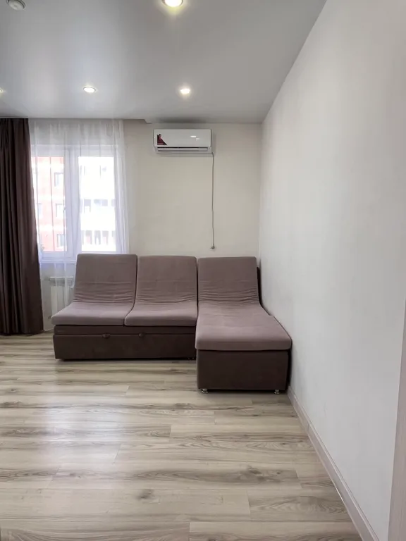 Новая большая двухкомнатная квартира в самом сердце столицы