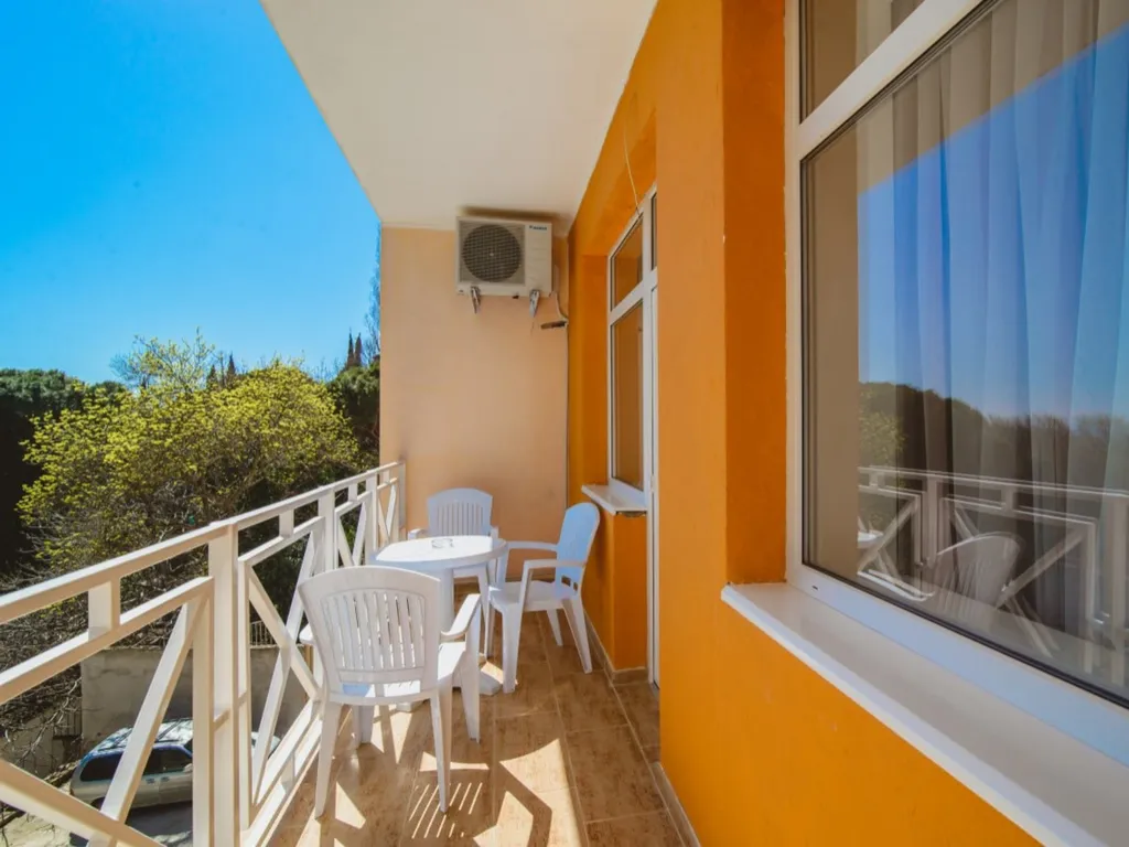 Уютная квартира с видом на море и балконом — аренда посуточно в Кореиз