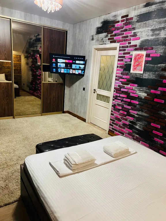 Дом с бассейном