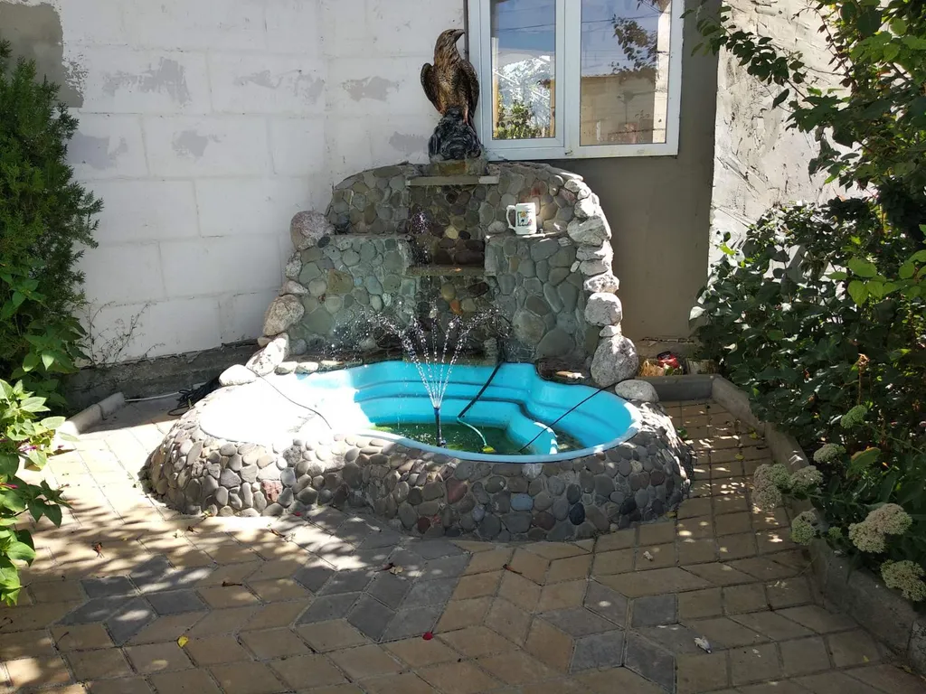 Домик на море