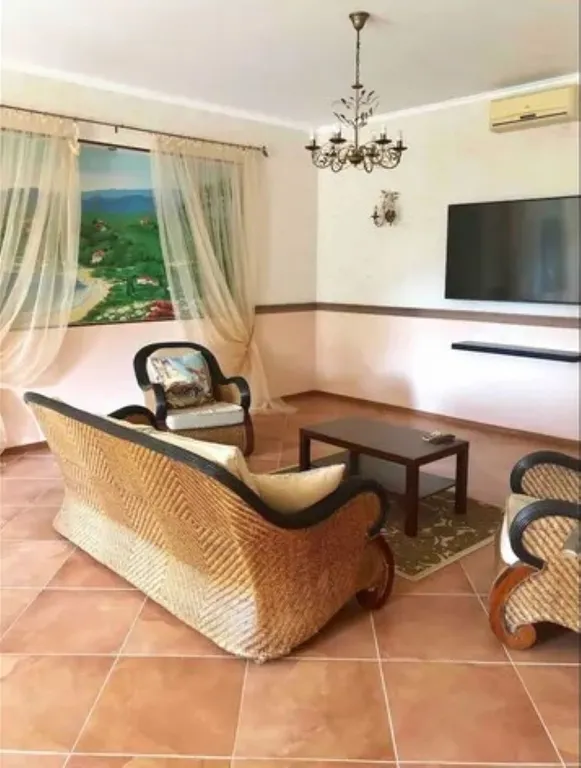 Коттедж Дом с бассейном в дагомысе в тихом месте — Сочи