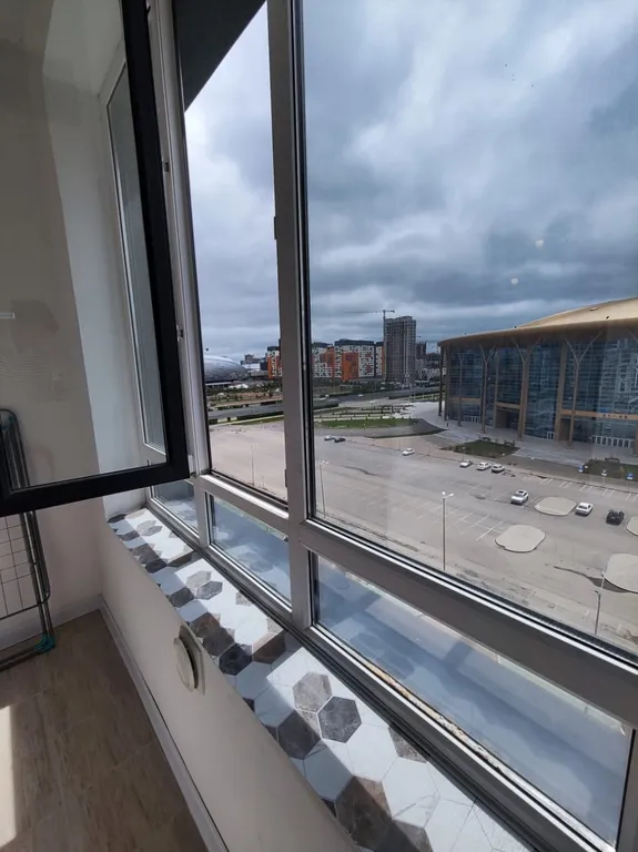 Евродвушка около ботанического сада