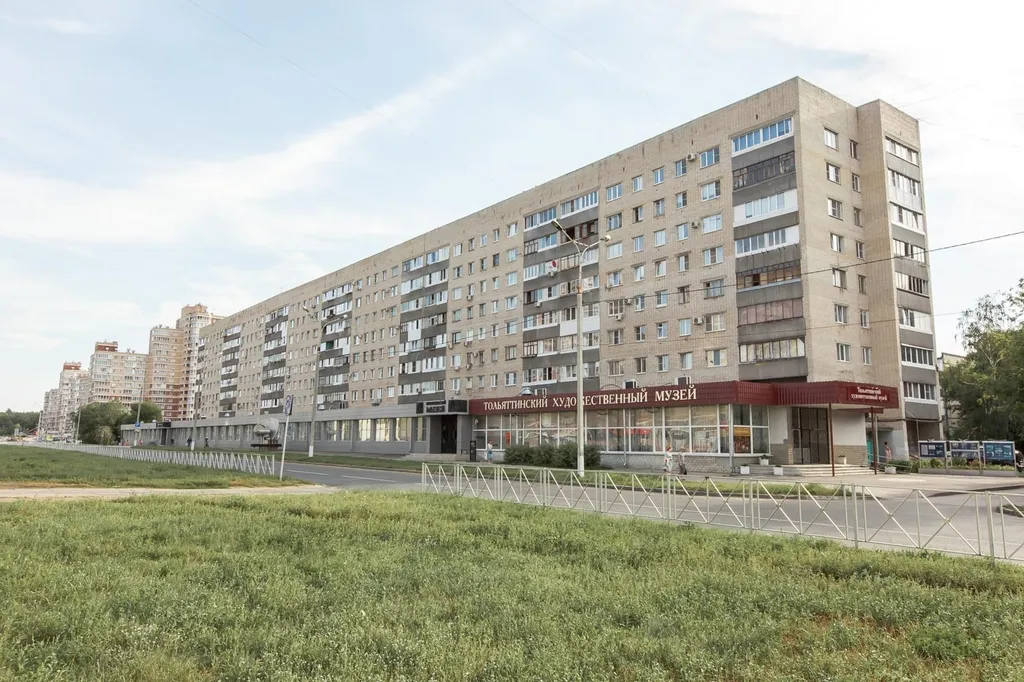 Просторная трешка в историческом доме-музее.