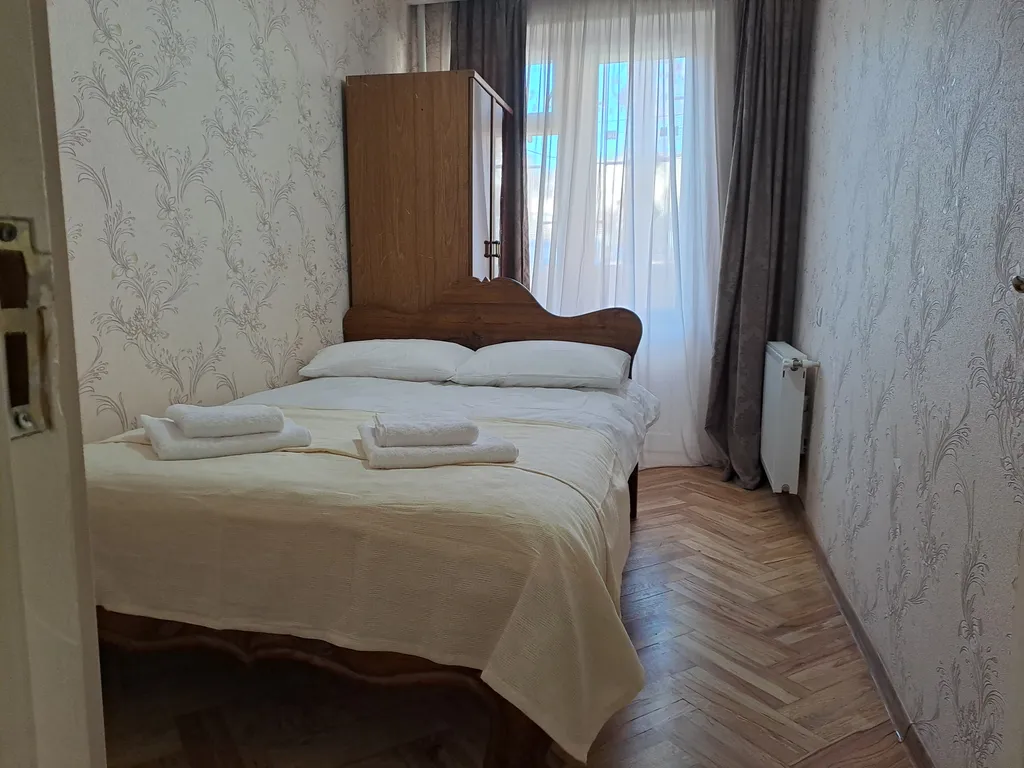 3-комнатная квартира в центре Сабуртало — аренда посуточно в Тбилиси