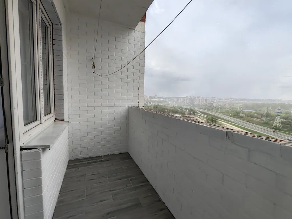 Znsrent Металлургов 106