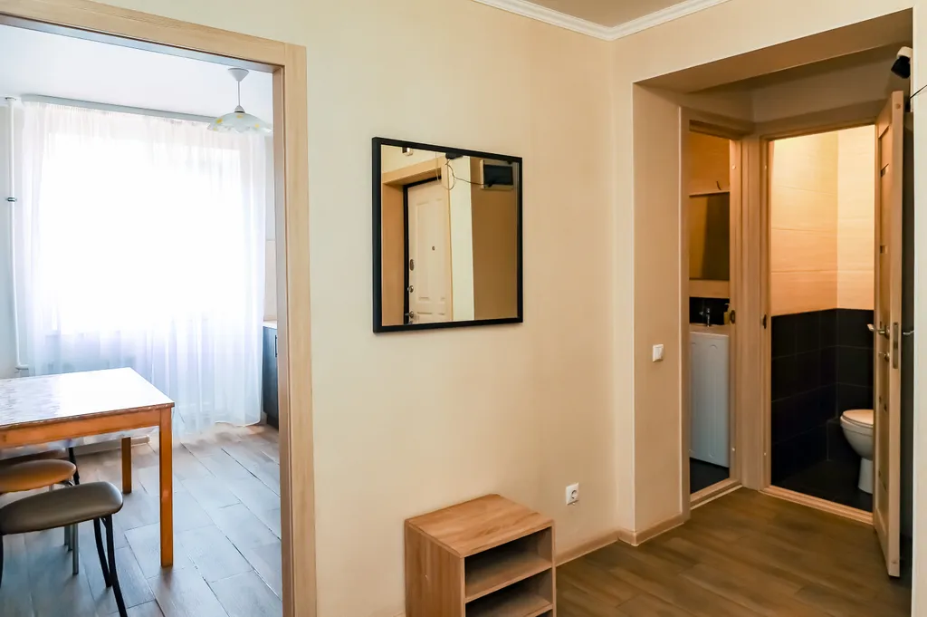 Двухкомнатная квартира в самом центре с парковкой