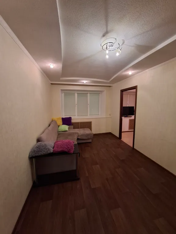 Уютная 2 к.к в центре рядом с магазином