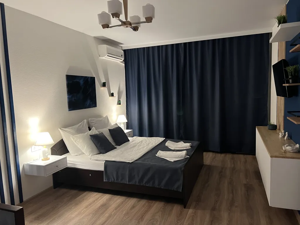 Апартаменты возле ТРЦ Тау