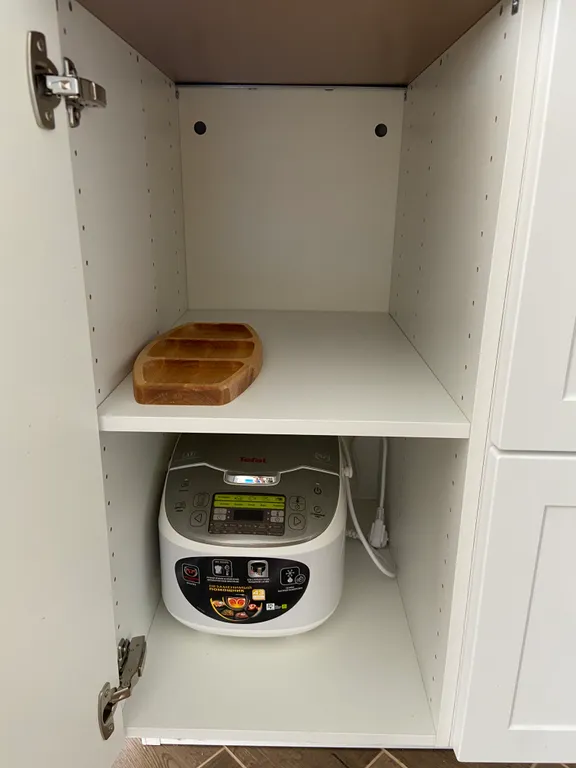 Уютный современный дом возле гор и моря