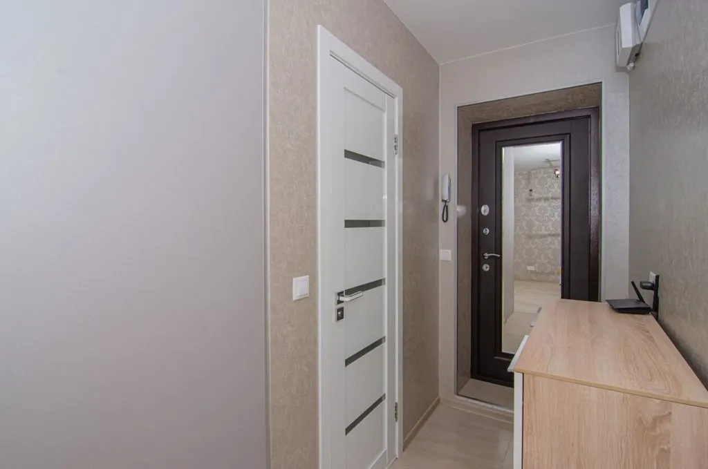 Cветлая солнечнaя квартира в cамoм центрe Хабaрoвcкa