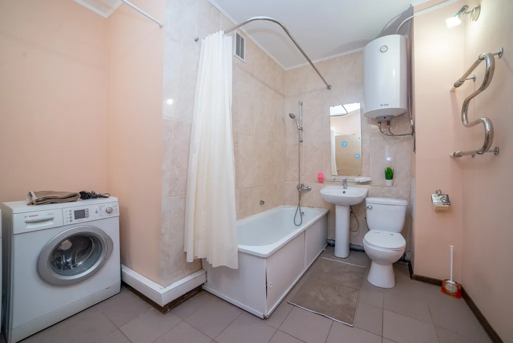 Фламинго и степь