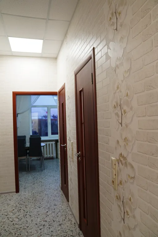 Уютная 3-комнатная квартира у метро Кировский завод