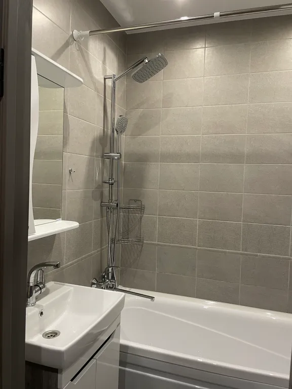 Студия в новом доме с видом на Золотой Рог