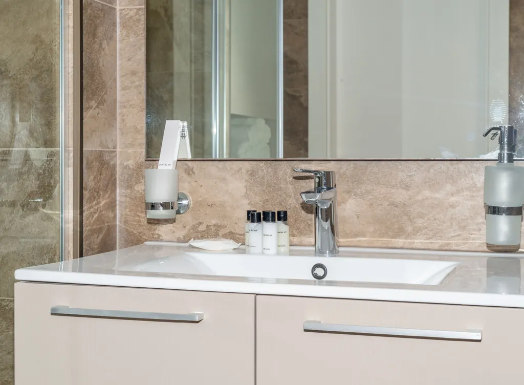 Serenity oasis with sea view - alliance palace