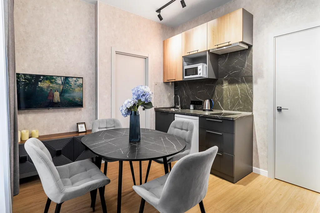 Апартамент с 2 спальнями и гостиной в центре