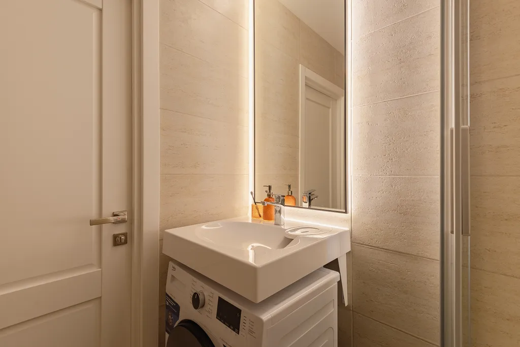 Новая и современная студия рядом с метро