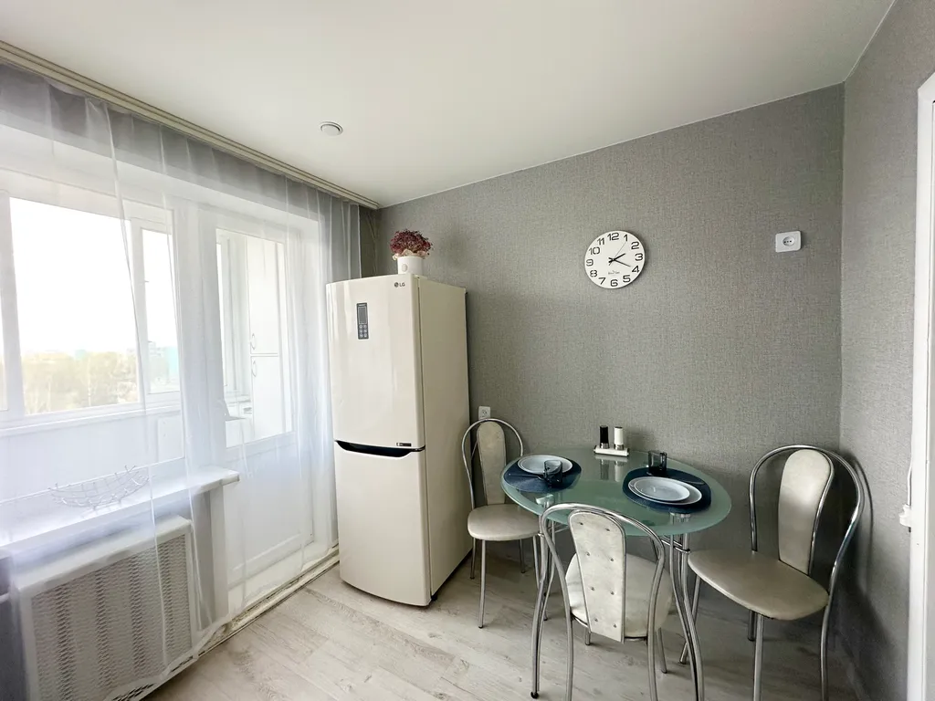 Уютная квартира с хорошим видом недалеко от вокзалов