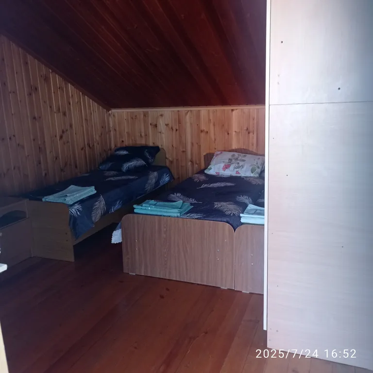 Комната с видом на море