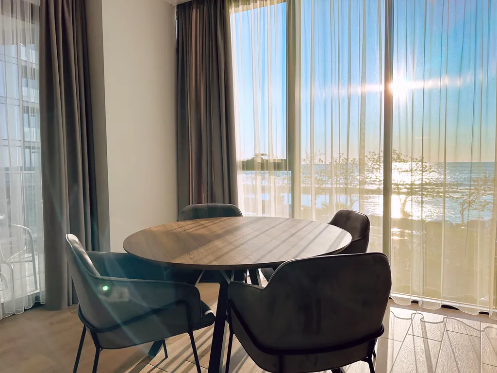 Просторная 3-комнатная квартира, шикарный вид на море