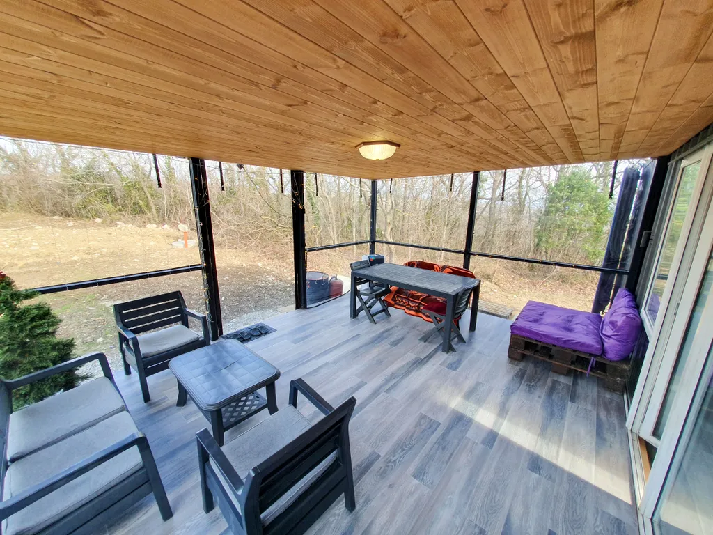 Коттедж Дом с верандой у леса с бассейном — Федотовка