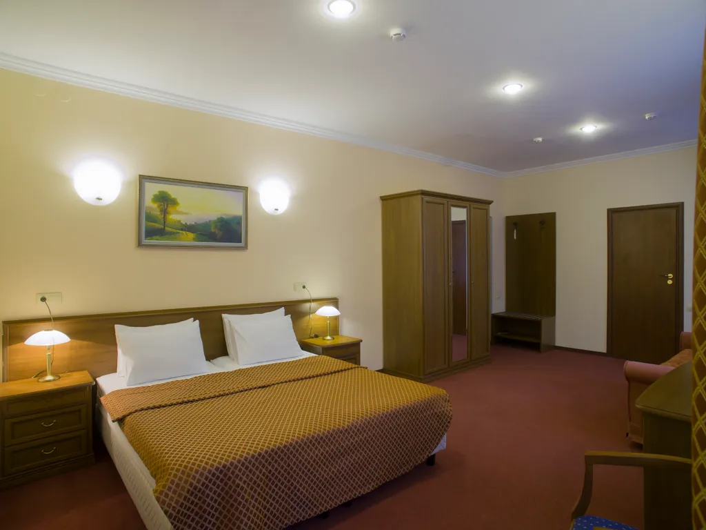 Простые покои