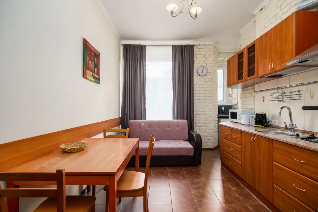 Уютная 1-комнатная квартира на 5 гостей в "Park Lane Inn"