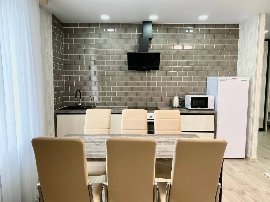 Просторные 3-комнатные апартаменты - Кристалл!