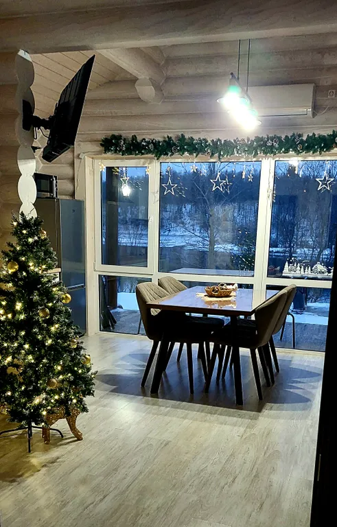 Дом у родника на острове