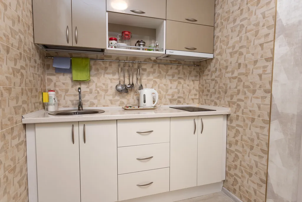 Светлая 1-комнатная квартира с панорамным балконом