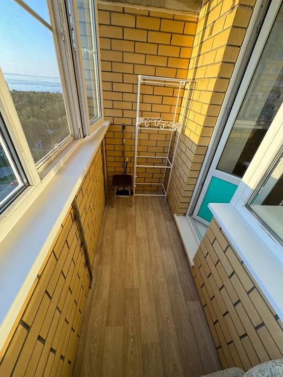 Студия с видом на Волгу