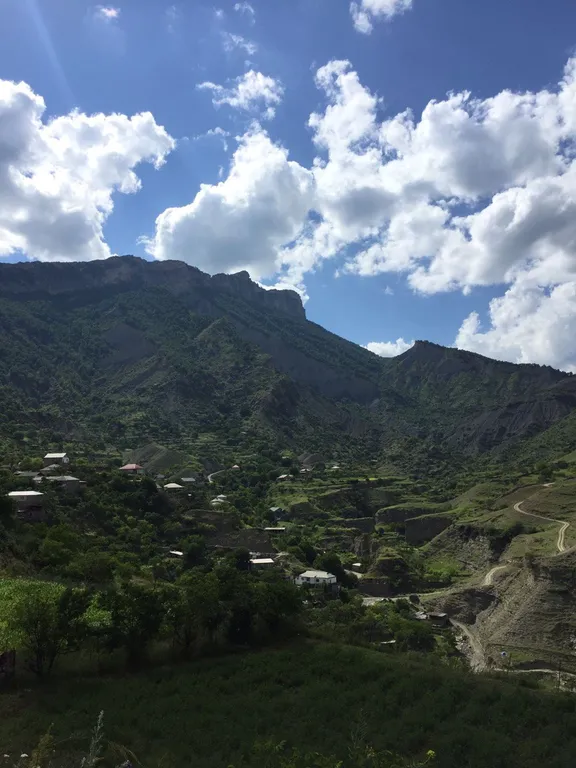 Большой уютный дом с видом на горы