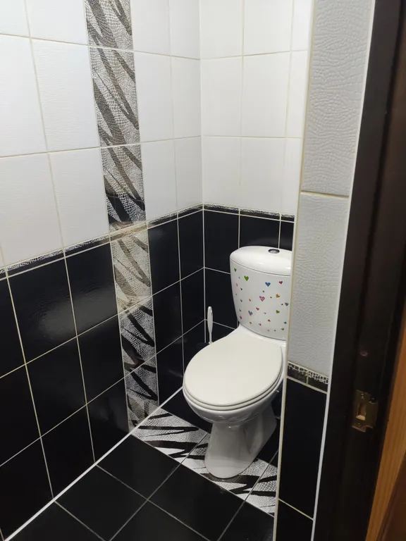 Дом в спальном районе