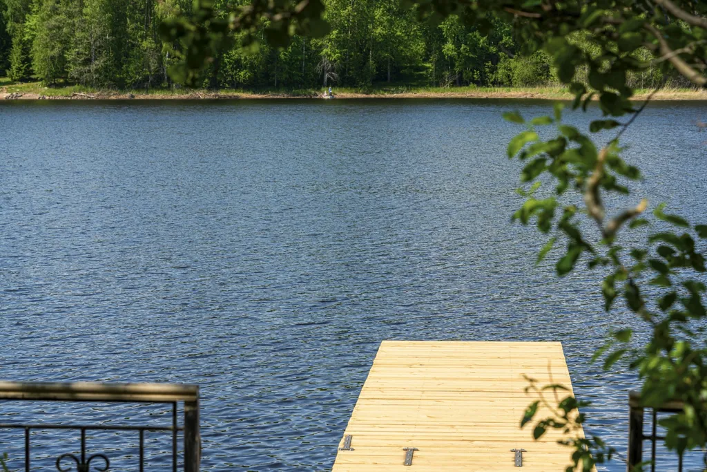 Бунгало у воды