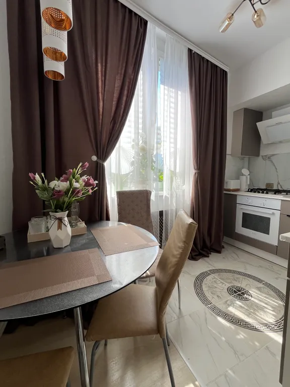 Большая квартира с зонированием и с видом на лес — аренда посуточно в Всеволожск