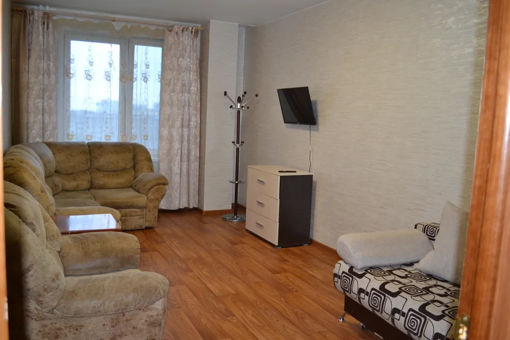 Однокомнатная квартира, Атлант