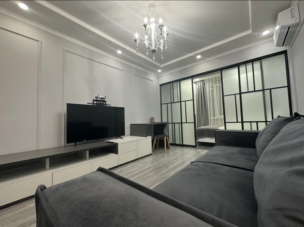 Квартира Комфортабельная студия на Арбате в самом сердце Алматы — аренда посуточно в Алматы