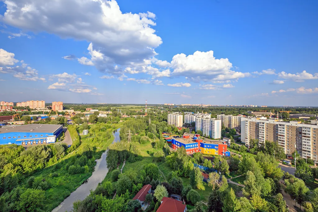 Просторная студия с чудесным видом на речку