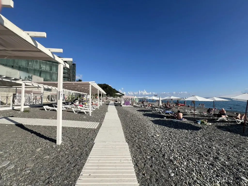 3-комнатные апартаменты с бассейном