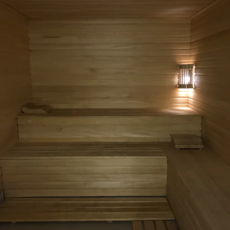 Вилла с бассейном