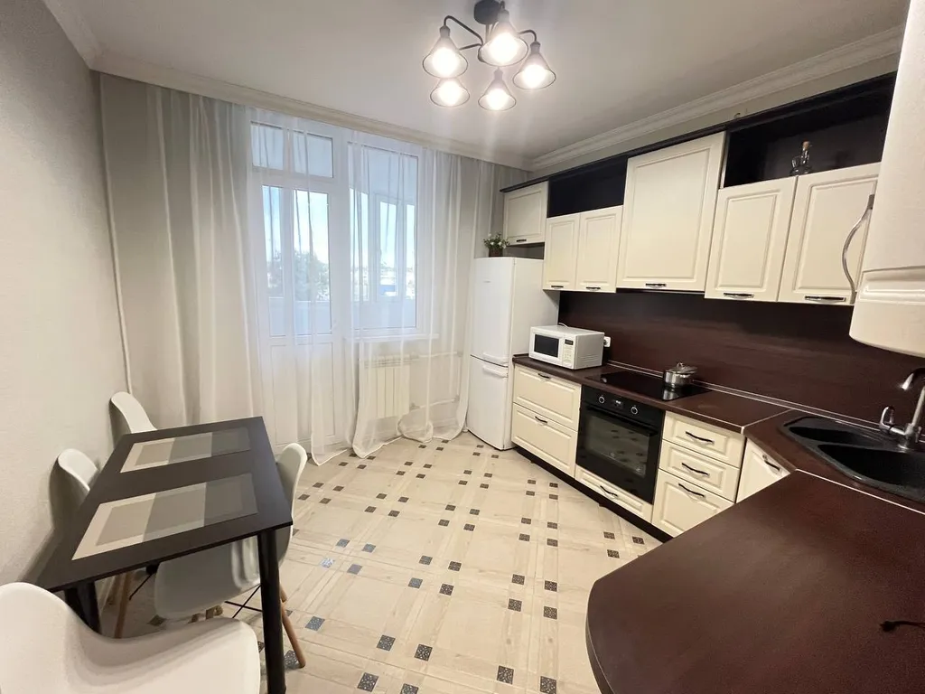 ОренРент Двухкомнатная квартира на Гаранькина