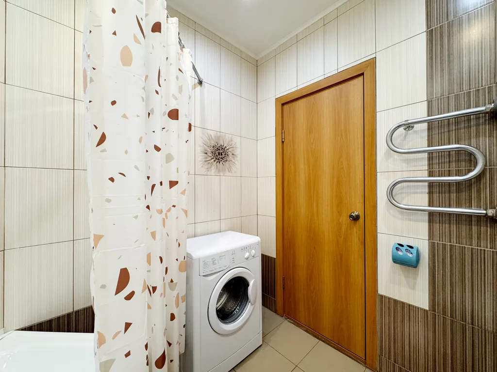 Квартира Квартира с новым современным ремонтом недалеко от ТРЦ Планета — Красноярск