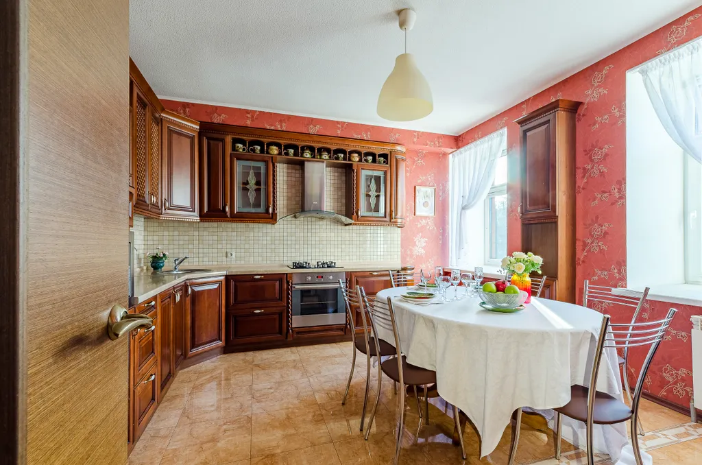 Квартира у Кремлёвской стены