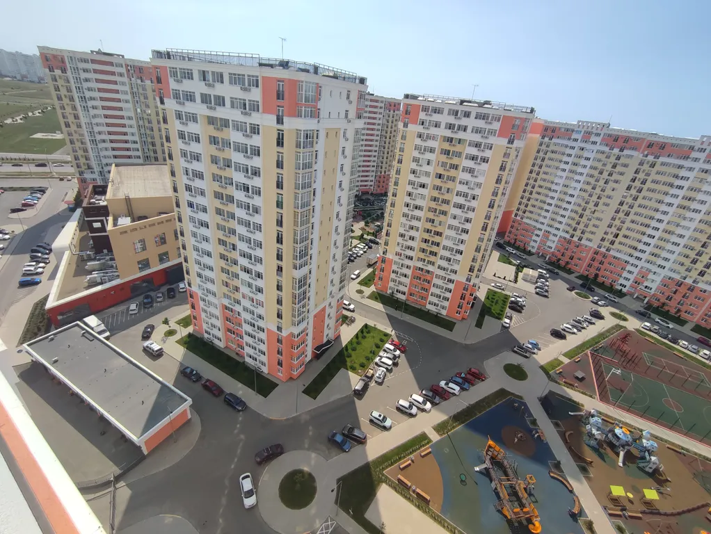 Квартира комфорт-класса с видом на горы и фитнес-центром во дворе