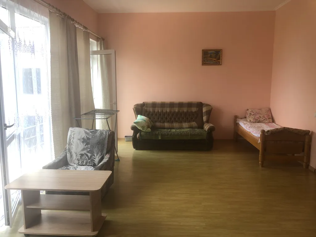 Большая светлая студия