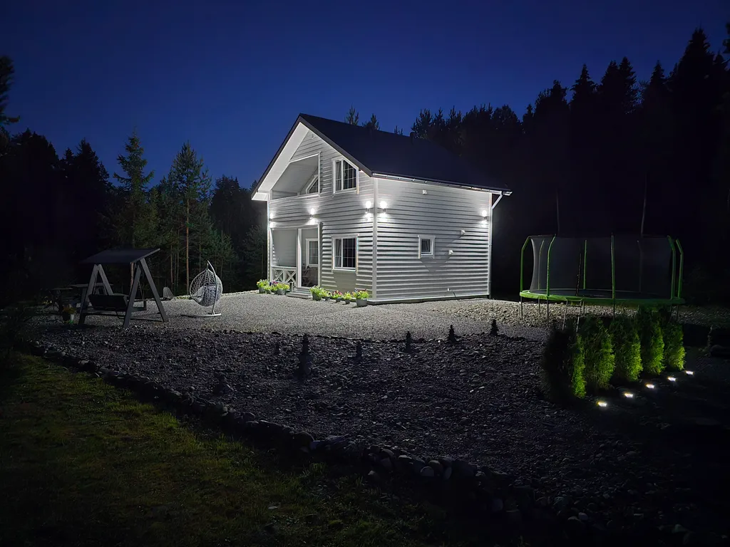 Двухэтажный дом с жаркой сауной у Ладожского озера